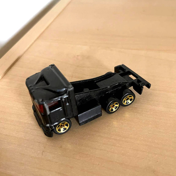 Hot Wheels Semi Cab Truck 1991 Black Vintage Big Rig Mattel 1:64 Diecast Used - Picture 10 of 12